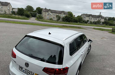 Універсал Volkswagen Passat Alltrack 2018 в 