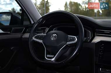 Универсал Volkswagen Passat Alltrack 2019 в 