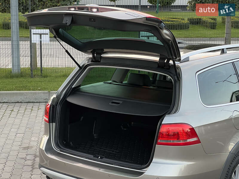 Универсал Volkswagen Passat Alltrack 2014 в Радивилове