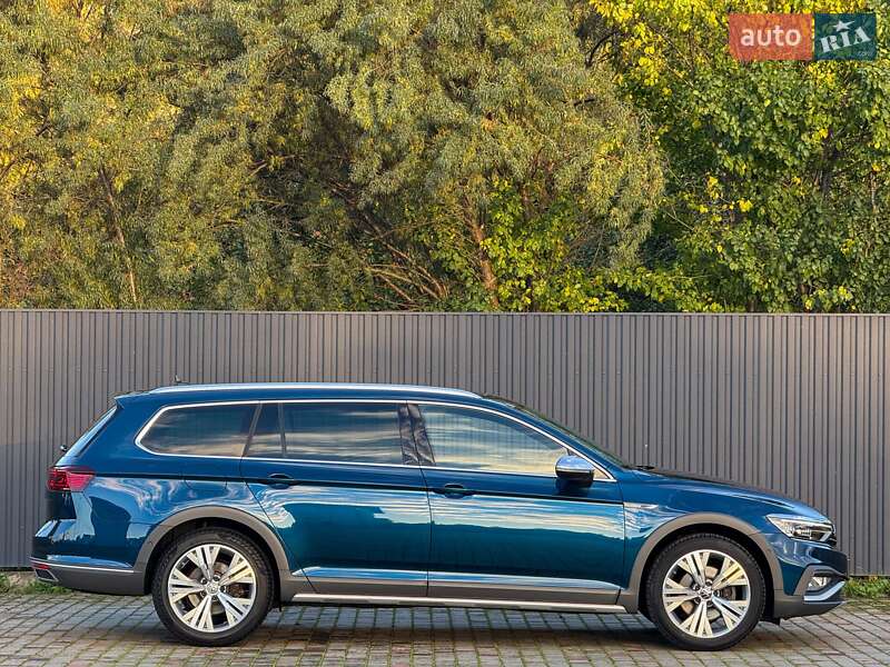 Универсал Volkswagen Passat Alltrack 2020 в Луцке