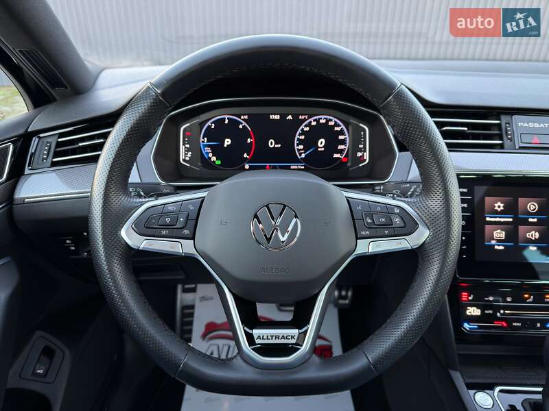 Универсал Volkswagen Passat Alltrack 2020 в Луцке