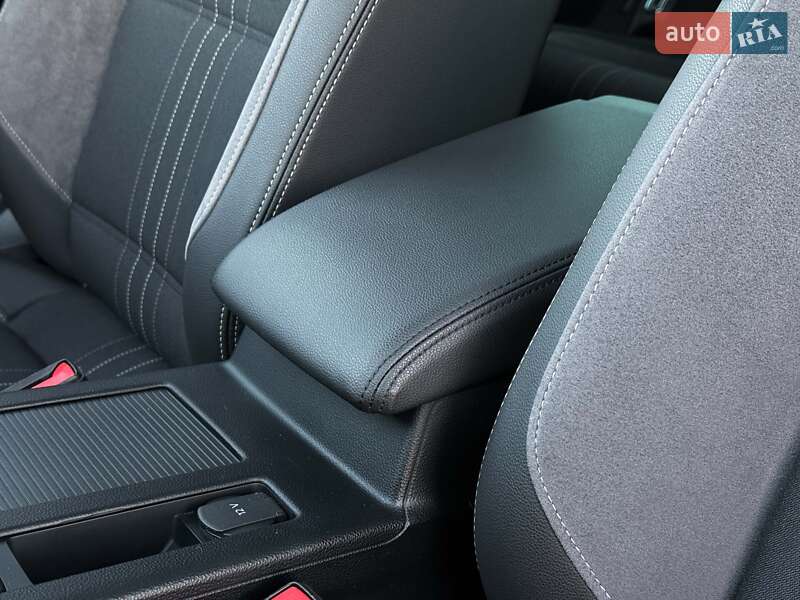 Универсал Volkswagen Passat Alltrack 2020 в Луцке
