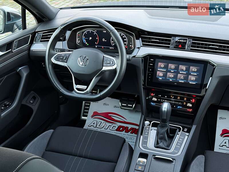 Универсал Volkswagen Passat Alltrack 2020 в Луцке