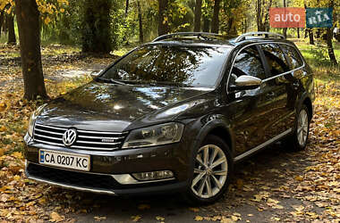 Универсал Volkswagen Passat Alltrack 2012 в Каменке