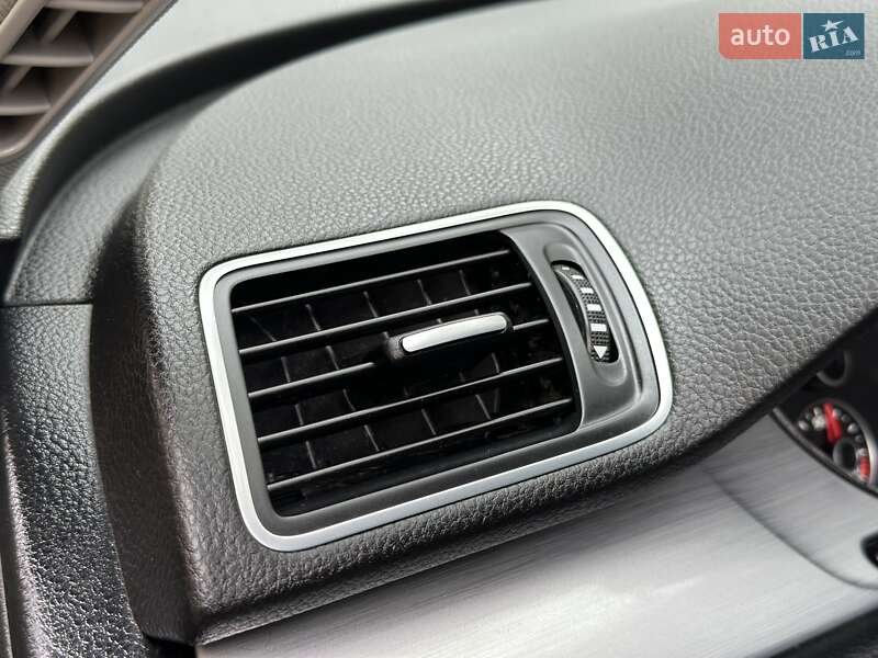 Универсал Volkswagen Passat Alltrack 2014 в Дрогобыче
