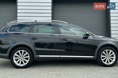 Универсал Volkswagen Passat Alltrack 2012 в 