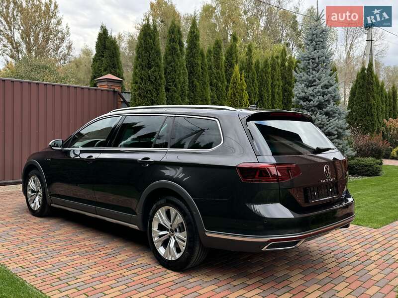 Универсал Volkswagen Passat Alltrack 2023 в Киеве фото 11 Универсал Volkswagen Passat Alltrack 2023 в Киеве