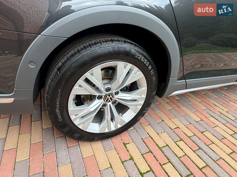 Универсал Volkswagen Passat Alltrack 2023 в Киеве фото 15 Универсал Volkswagen Passat Alltrack 2023 в Киеве