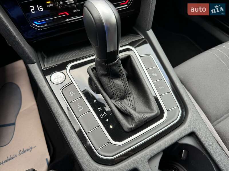 Универсал Volkswagen Passat Alltrack 2023 в Киеве фото 39 Универсал Volkswagen Passat Alltrack 2023 в Киеве