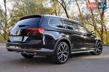 Универсал Volkswagen Passat Alltrack 2022 в 