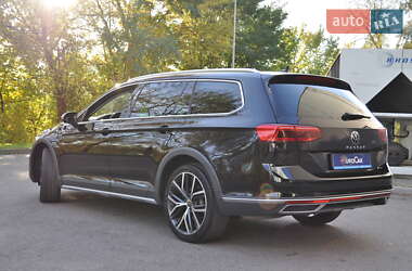 Универсал Volkswagen Passat Alltrack 2022 в 