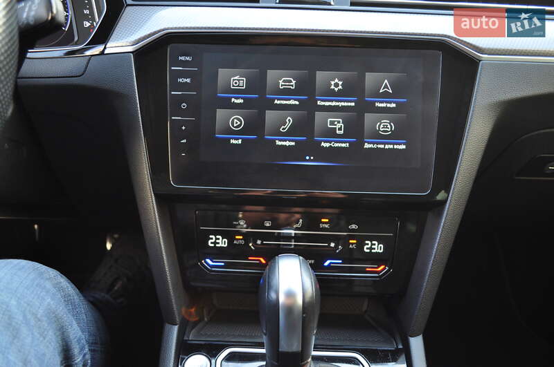 Универсал Volkswagen Passat Alltrack 2022 в Киеве