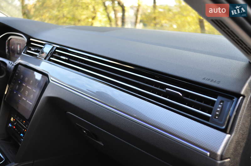 Универсал Volkswagen Passat Alltrack 2022 в Киеве