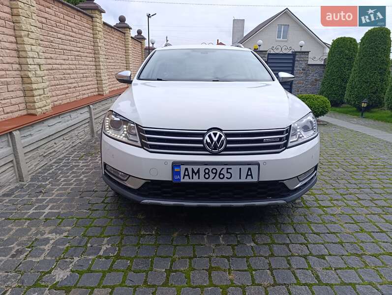 Універсал Volkswagen Passat Alltrack 2014 в Житомирі