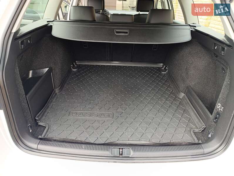 Універсал Volkswagen Passat Alltrack 2014 в Житомирі