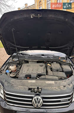 Универсал Volkswagen Passat Alltrack 2012 в 