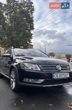 Универсал Volkswagen Passat Alltrack 2012 в 