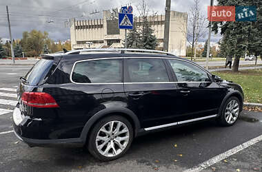 Универсал Volkswagen Passat Alltrack 2012 в 