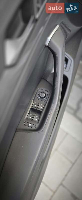 Универсал Volkswagen Passat Alltrack 2017 в Львове фото 21 Универсал Volkswagen Passat Alltrack 2017 в Львове