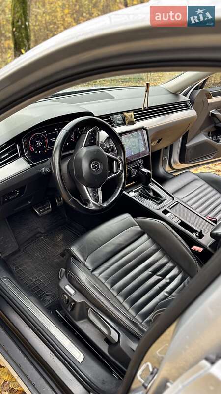 Універсал Volkswagen Passat Alltrack 2019 в Києві