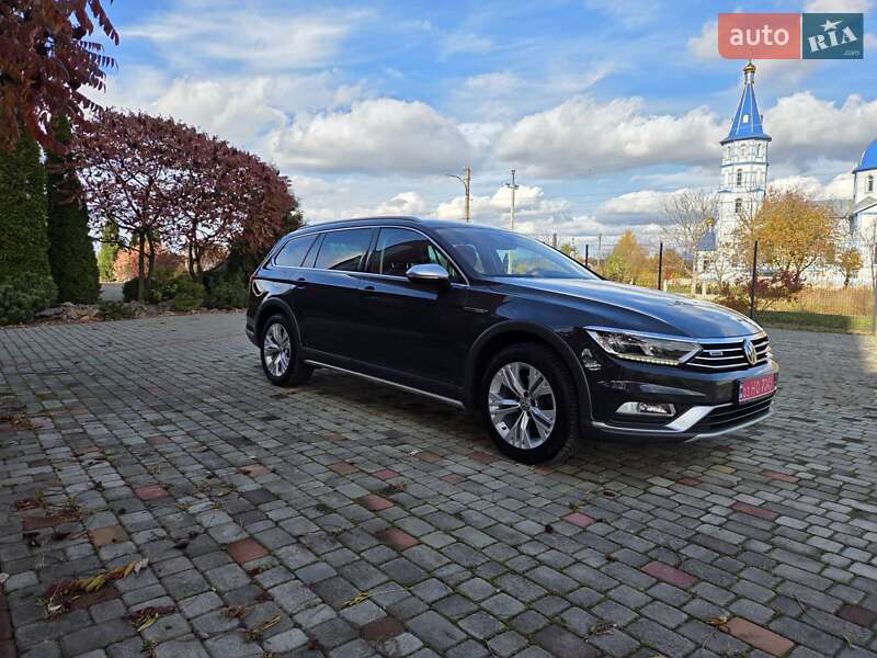 Універсал Volkswagen Passat Alltrack 2018 в Нововолинську