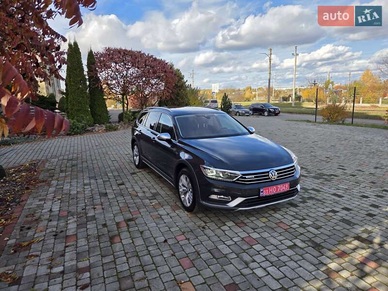 Універсал Volkswagen Passat Alltrack 2018 в Нововолинську