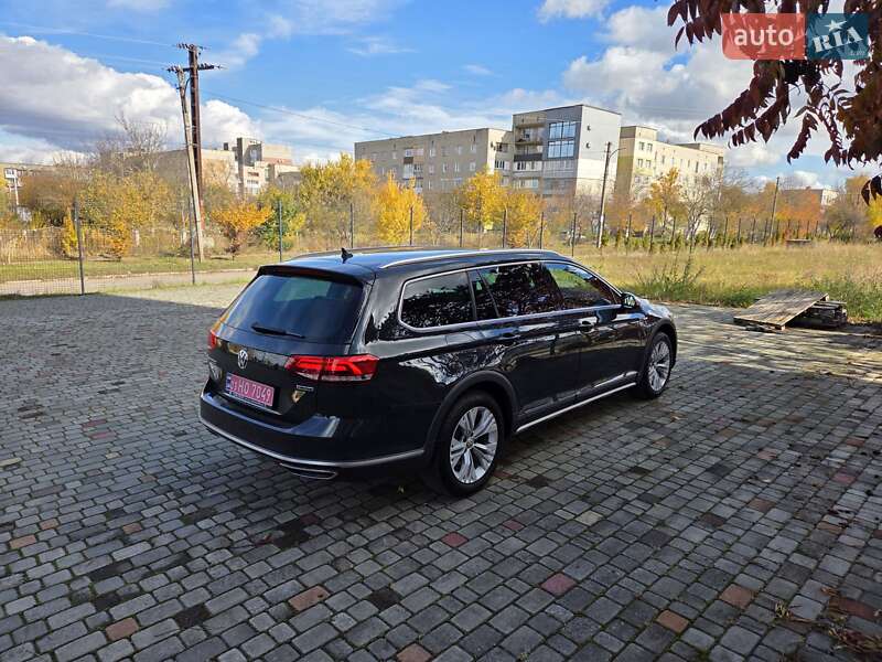 Універсал Volkswagen Passat Alltrack 2018 в Нововолинську