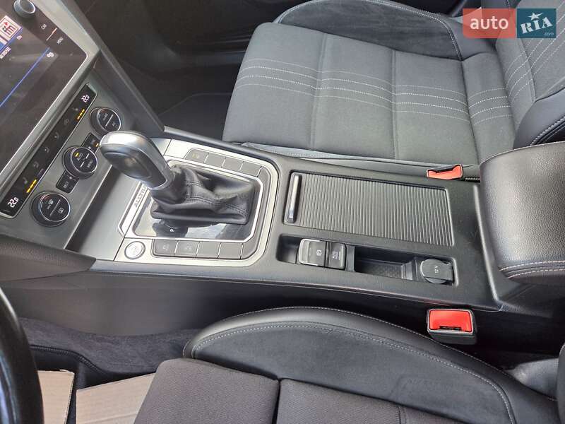 Універсал Volkswagen Passat Alltrack 2018 в Нововолинську