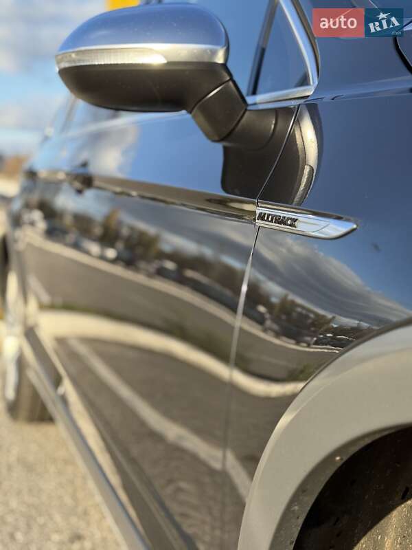 Универсал Volkswagen Passat Alltrack 2018 в Киеве