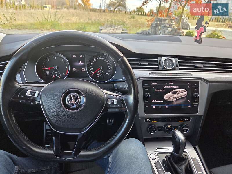 Універсал Volkswagen Passat Alltrack 2018 в Нововолинську