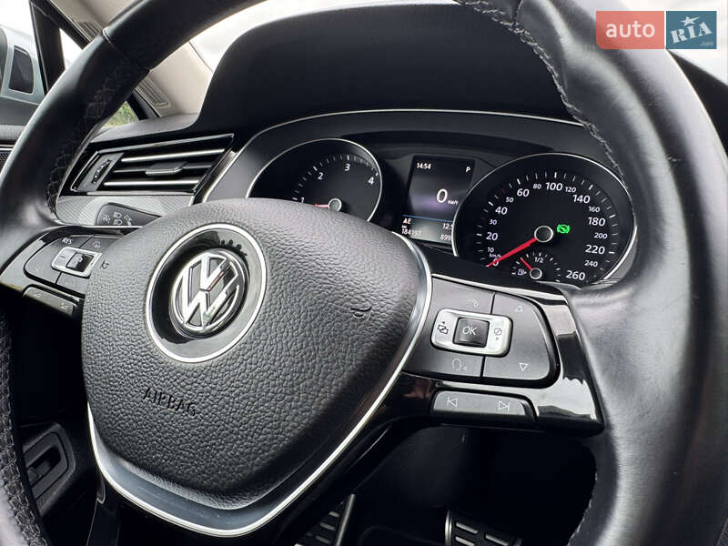 Універсал Volkswagen Passat Alltrack 2018 в Дубні