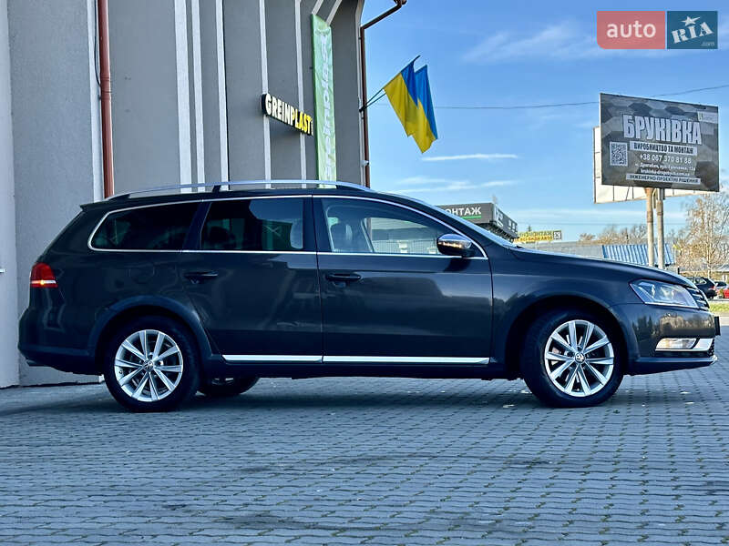 Универсал Volkswagen Passat Alltrack 2013 в Дрогобыче