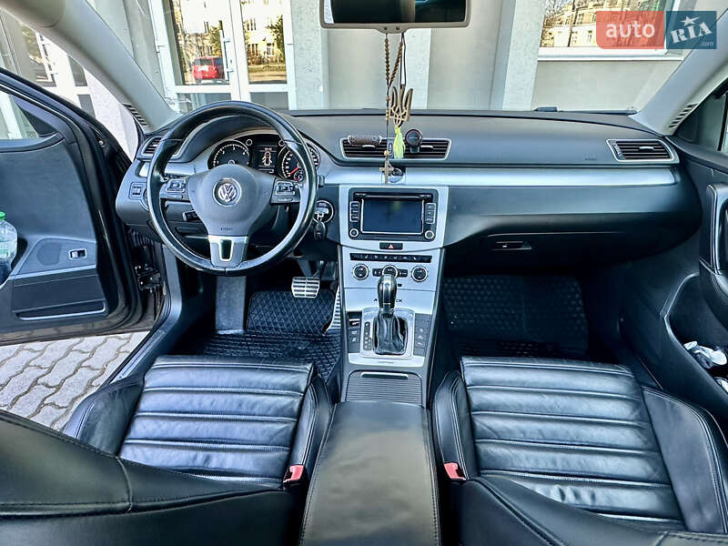 Универсал Volkswagen Passat Alltrack 2013 в Дрогобыче