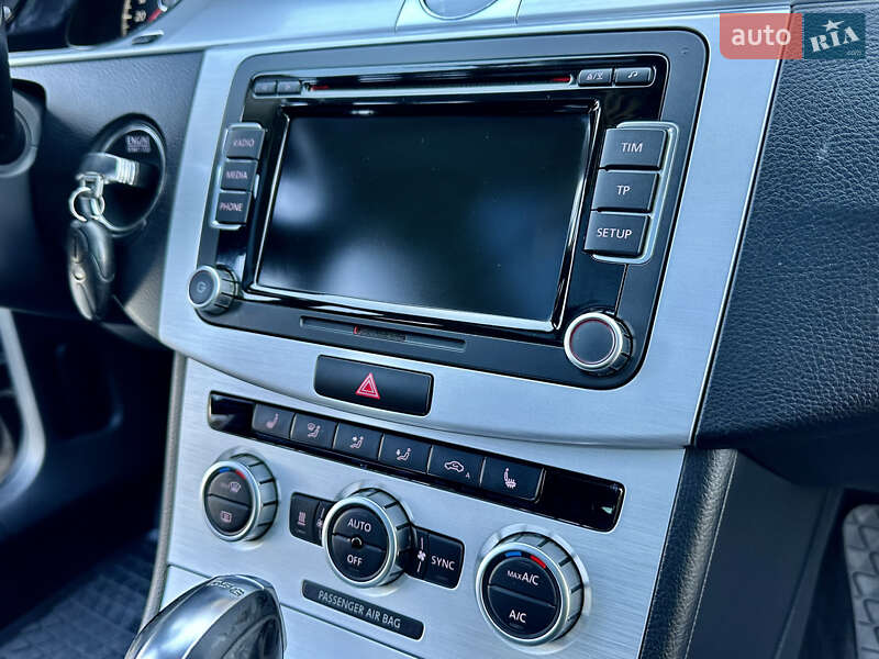 Универсал Volkswagen Passat Alltrack 2013 в Дрогобыче