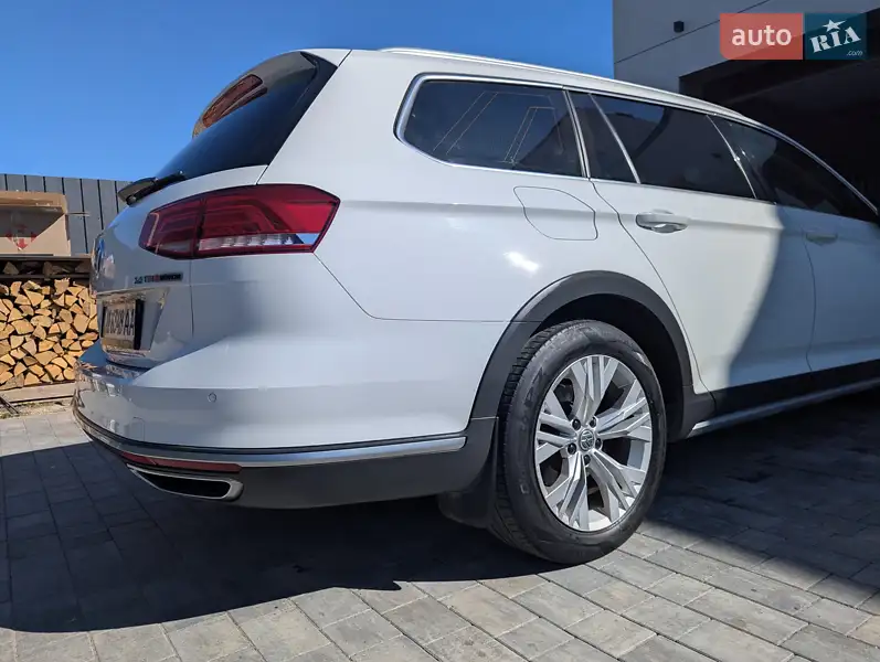 Volkswagen Passat Alltrack 2017 VIN WVWZZZ3CZJE043864 фото оголошення 6 з 76