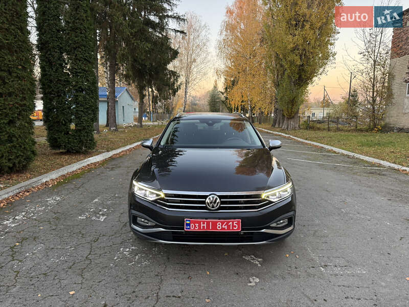 Універсал Volkswagen Passat Alltrack 2019 в Рівному