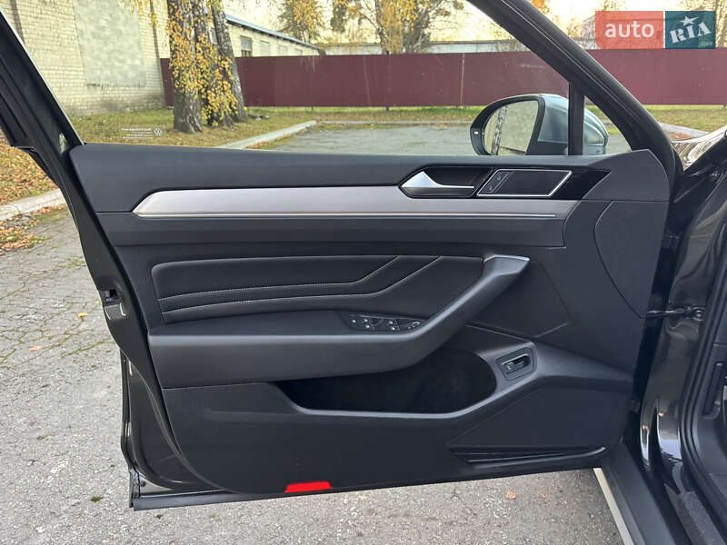 Універсал Volkswagen Passat Alltrack 2019 в Рівному