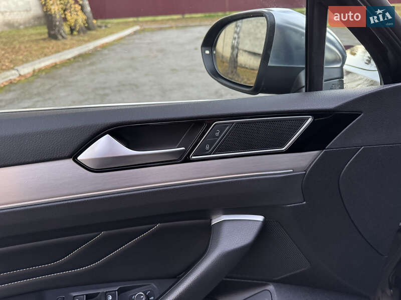 Універсал Volkswagen Passat Alltrack 2019 в Рівному