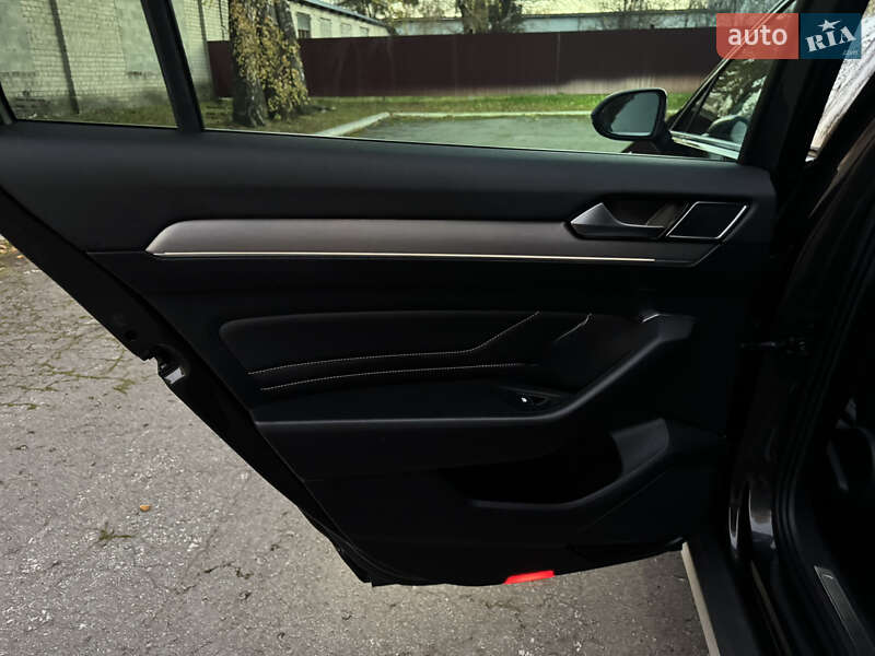 Універсал Volkswagen Passat Alltrack 2019 в Рівному