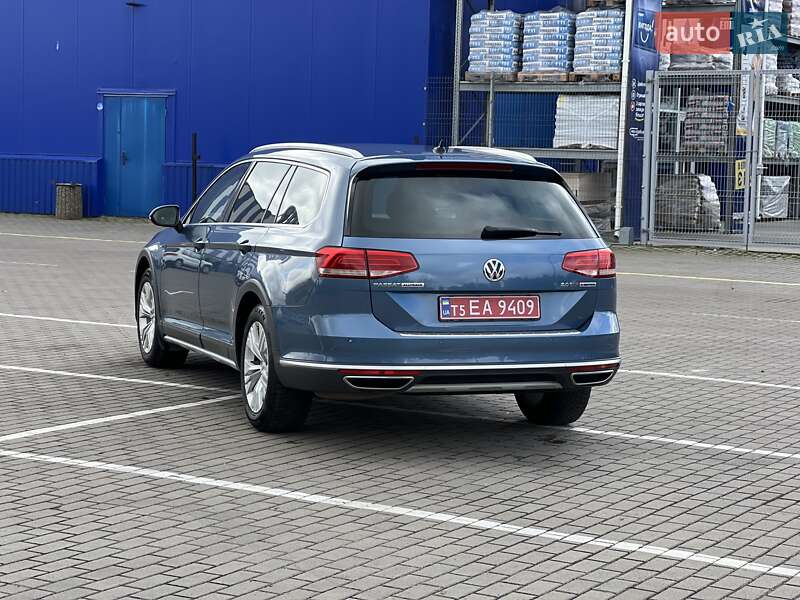Универсал Volkswagen Passat Alltrack 2017 в Дубно
