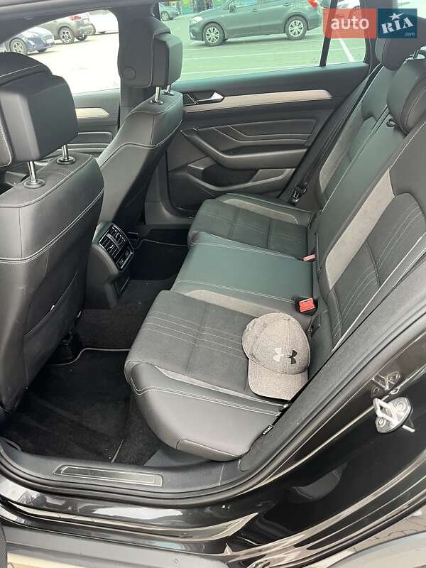 Універсал Volkswagen Passat Alltrack 2019 в Києві