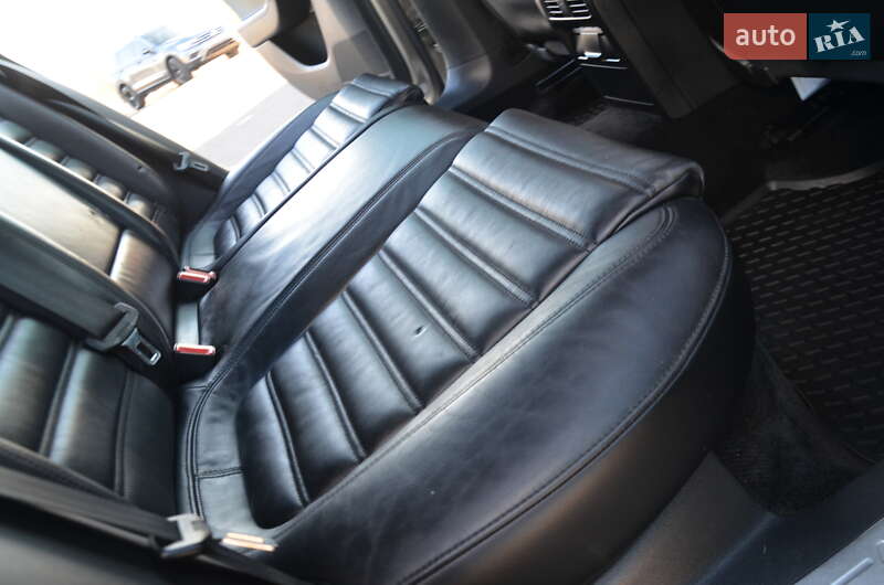 Универсал Volkswagen Passat Alltrack 2014 в Дрогобыче