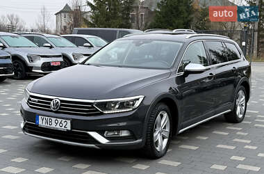 Универсал Volkswagen Passat Alltrack 2017 в Львове