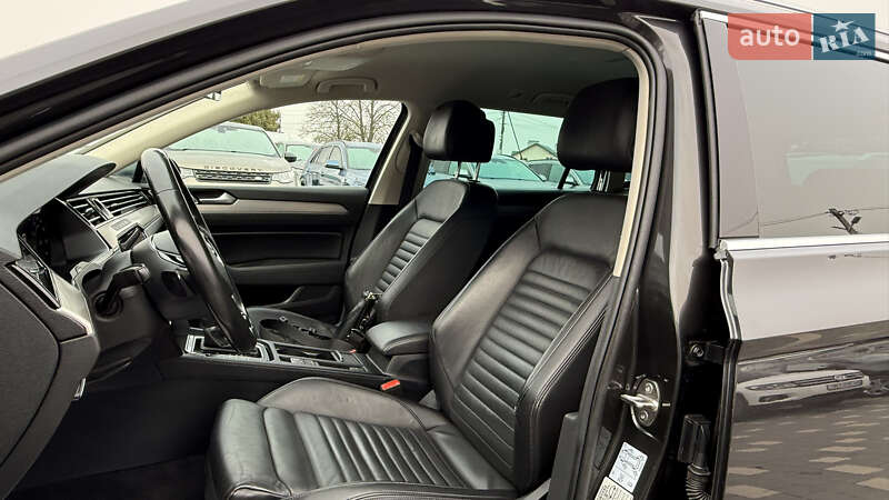 Універсал Volkswagen Passat Alltrack 2017 в Львові