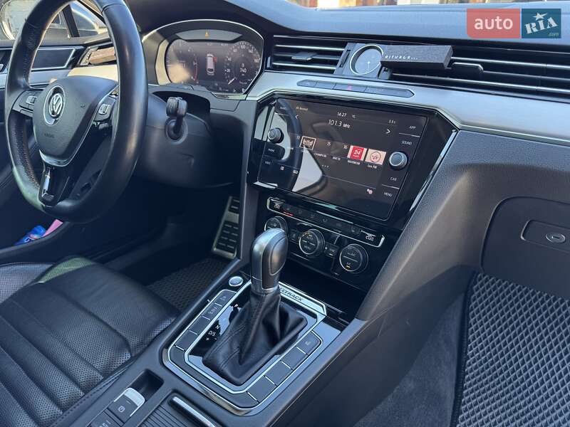 Універсал Volkswagen Passat Alltrack 2018 в Львові фото 33 Універсал Volkswagen Passat Alltrack 2018 в Львові