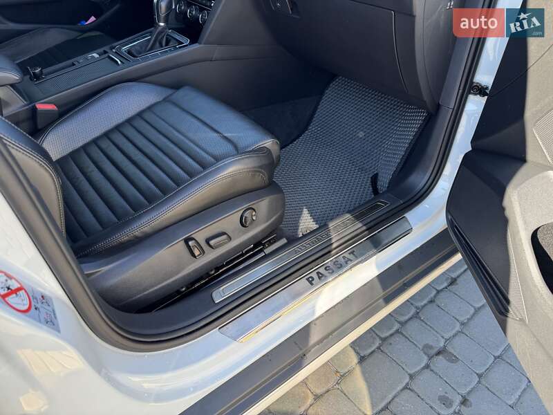 Універсал Volkswagen Passat Alltrack 2018 в Львові фото 40 Універсал Volkswagen Passat Alltrack 2018 в Львові