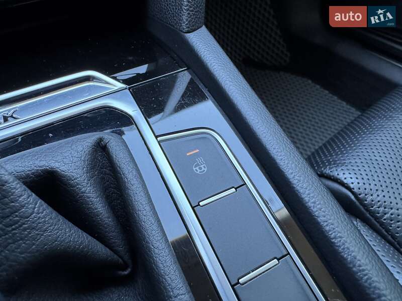 Універсал Volkswagen Passat Alltrack 2018 в Львові фото 61 Універсал Volkswagen Passat Alltrack 2018 в Львові