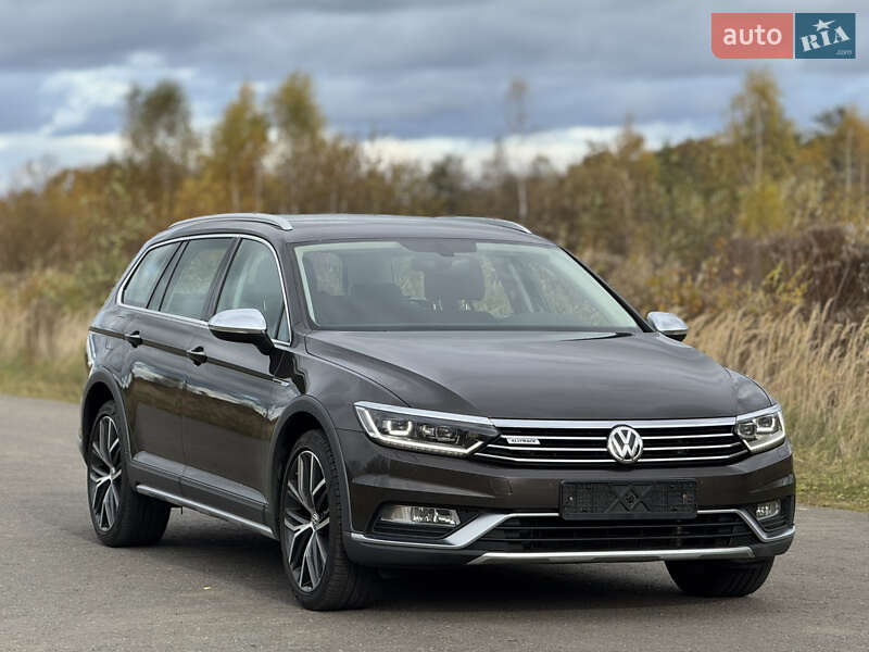Универсал Volkswagen Passat Alltrack 2018 в Львове
