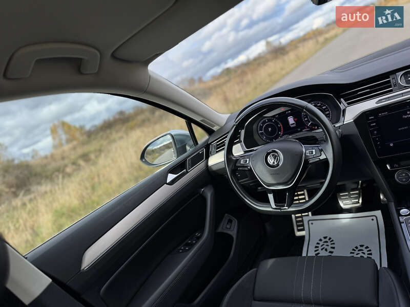 Универсал Volkswagen Passat Alltrack 2018 в Львове