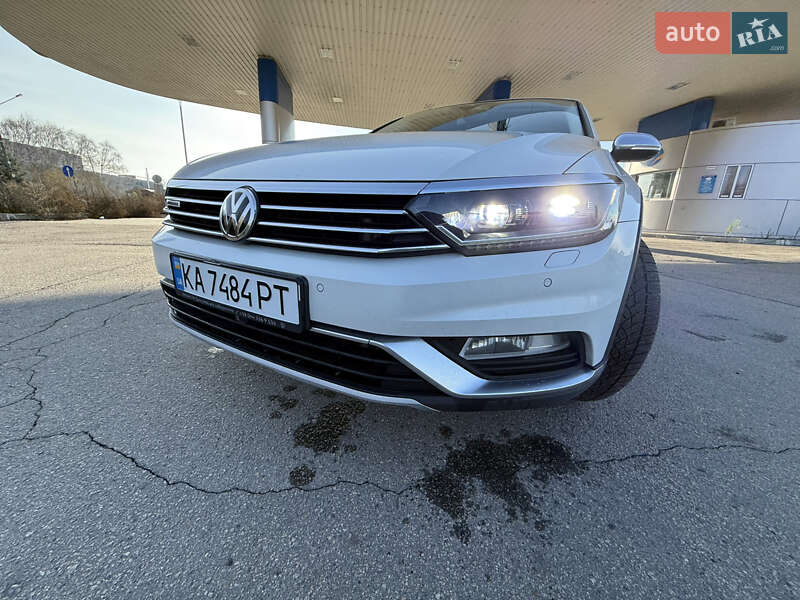 Универсал Volkswagen Passat Alltrack 2016 в Миргороде